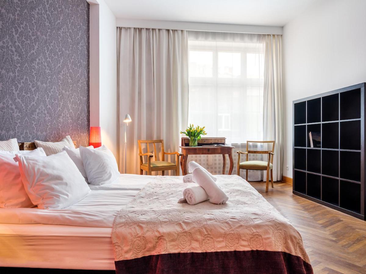 Tyzenhauz Apartments Krowoderska Street Krakkó Kültér fotó