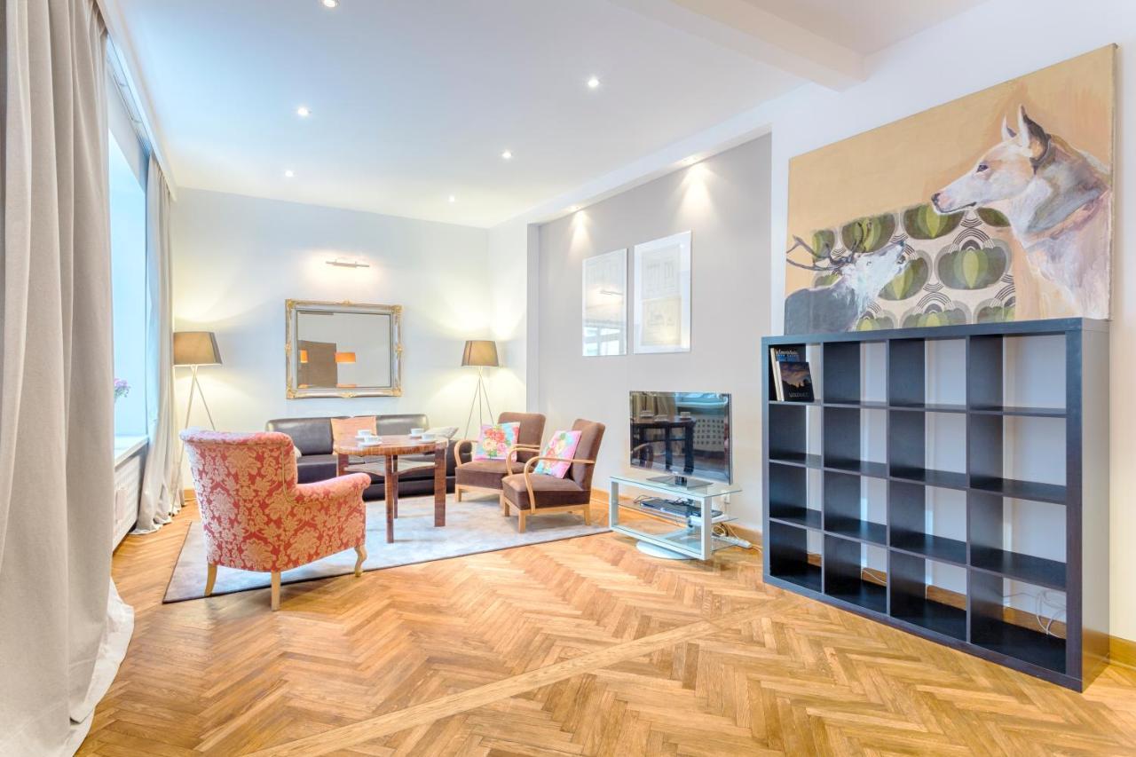 Tyzenhauz Apartments Krowoderska Street Krakkó Kültér fotó