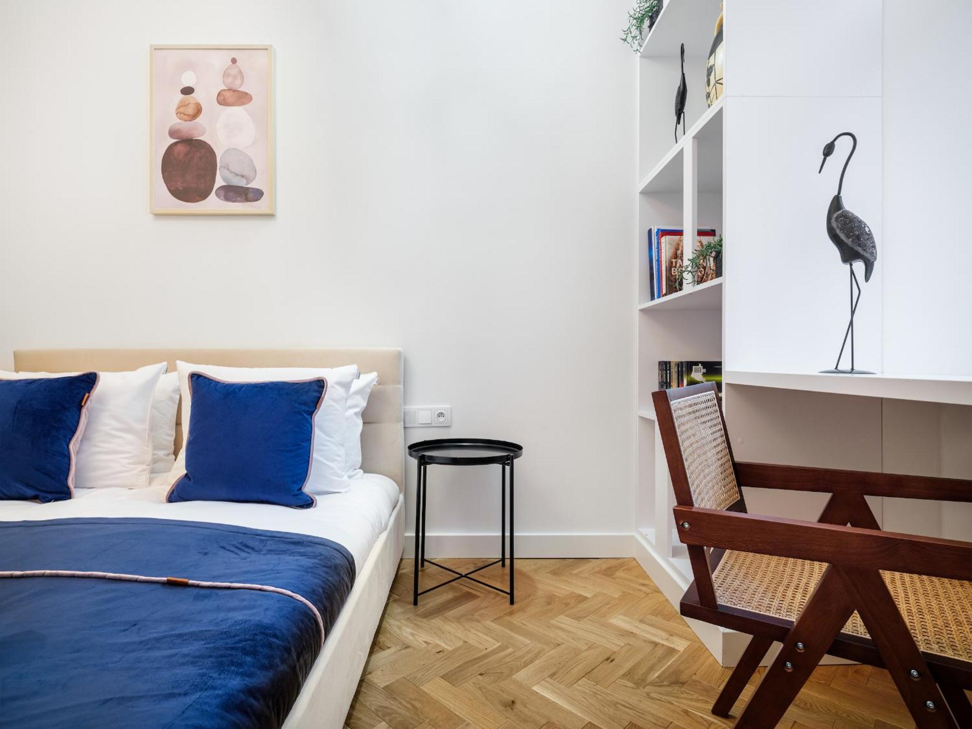 Tyzenhauz Apartments Krowoderska Street Krakkó Kültér fotó