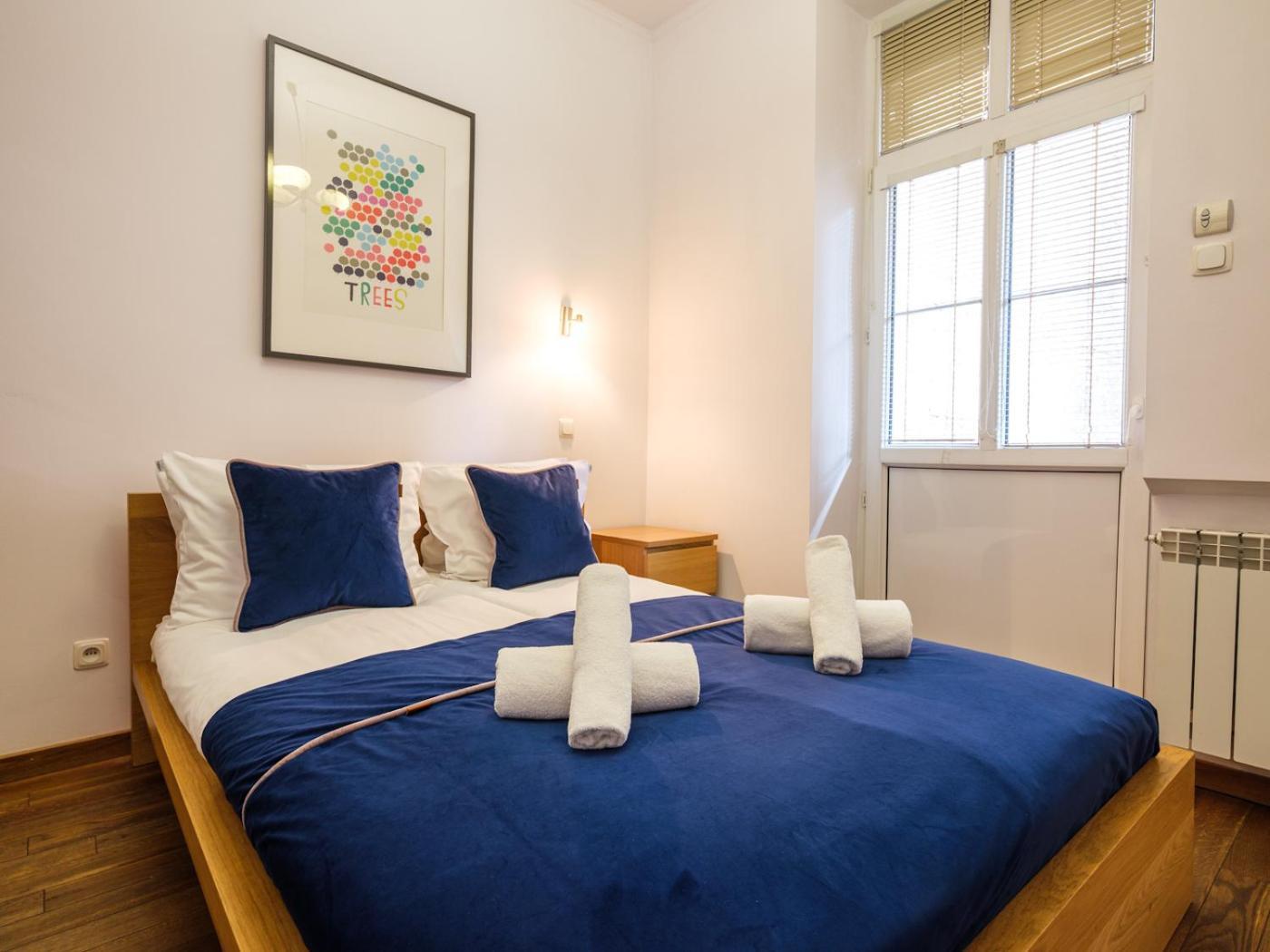 Tyzenhauz Apartments Krowoderska Street Krakkó Kültér fotó