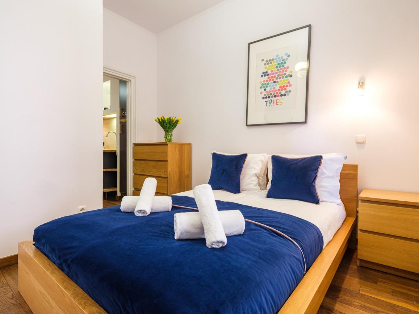Tyzenhauz Apartments Krowoderska Street Krakkó Kültér fotó